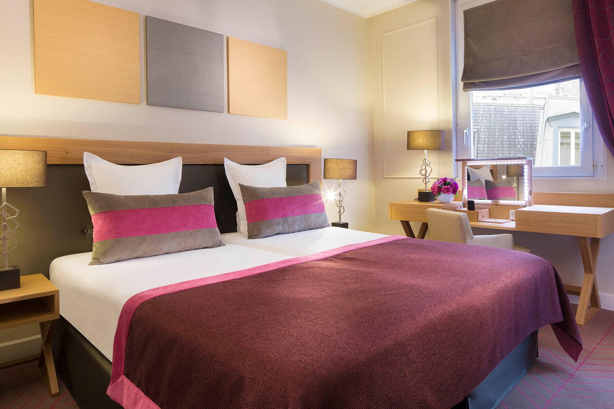 Hotel Galileo Champs Elysees Paris Exterior photo