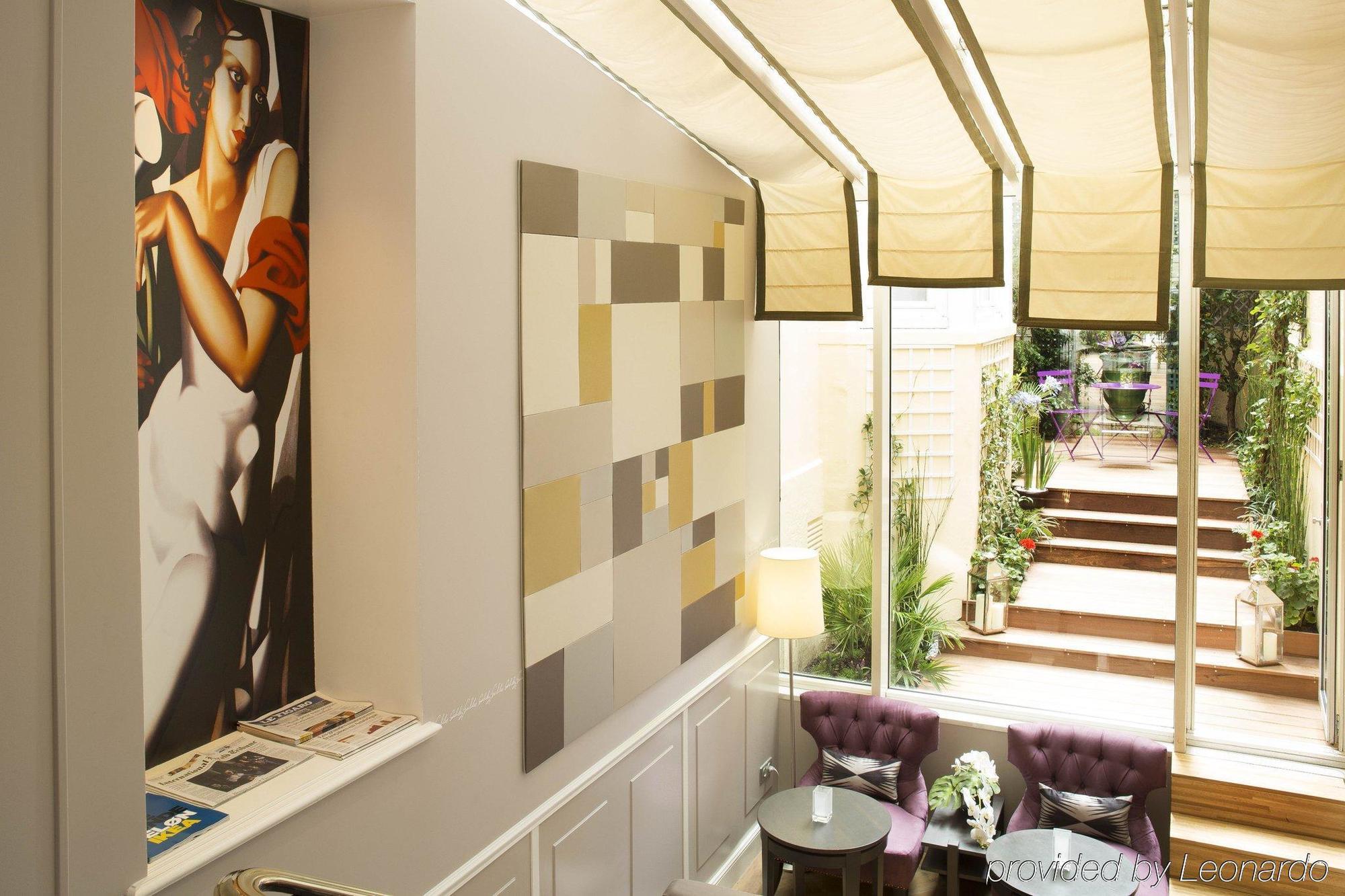 Hotel Galileo Champs Elysees Paris Exterior photo